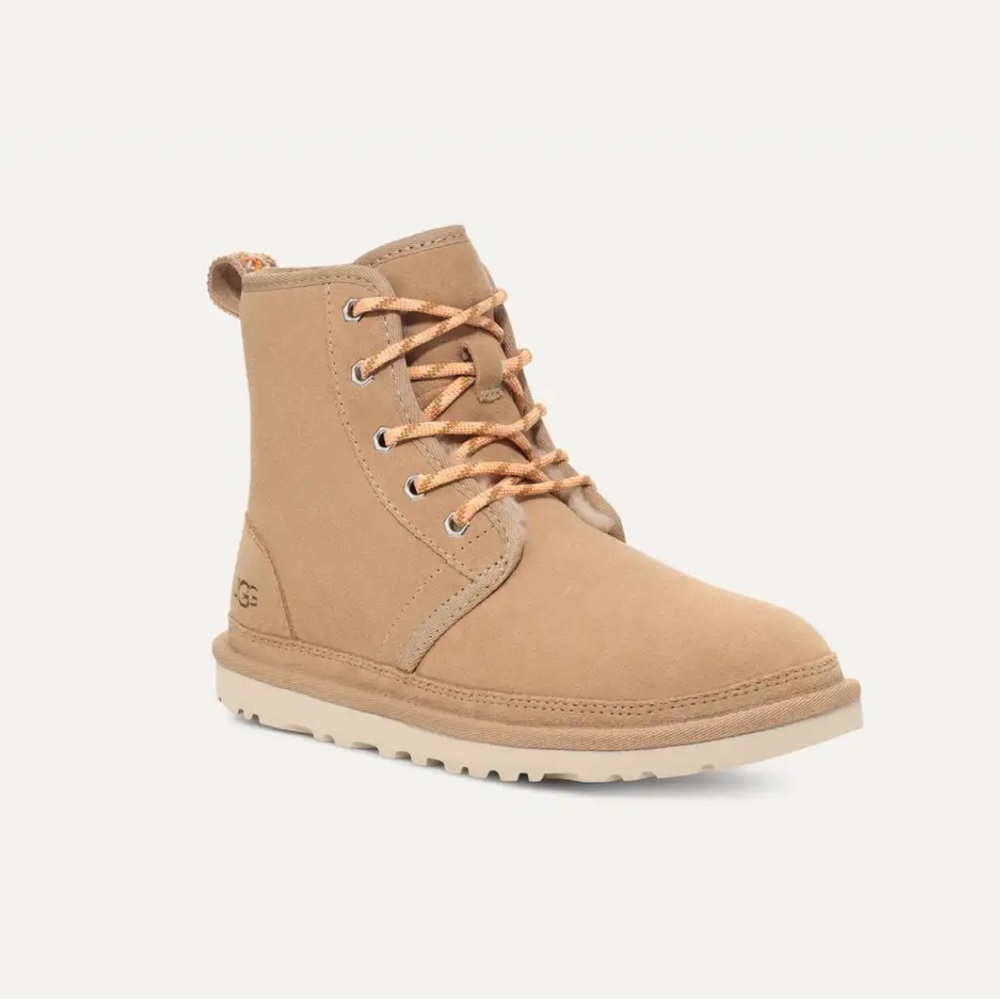 Neumel Uggs. SOLD